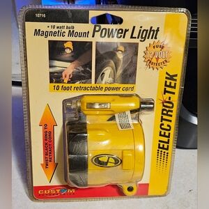 Flash Light Magnetic Mount Power Light by Electro-Tek 10716